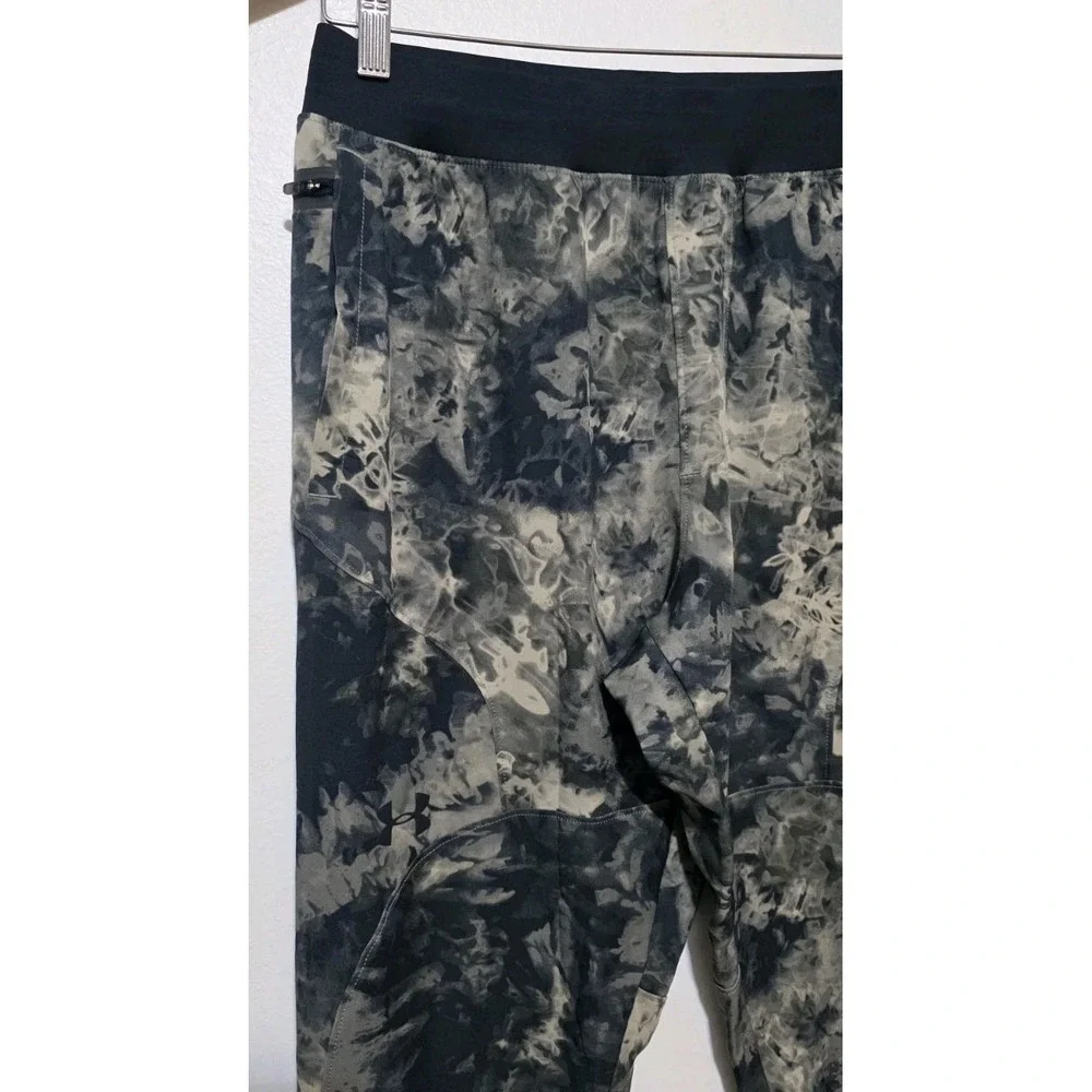 2 Under Armour Mens Unstoppable Jogging Trousers Bottoms Pants Closed Hem Camo M